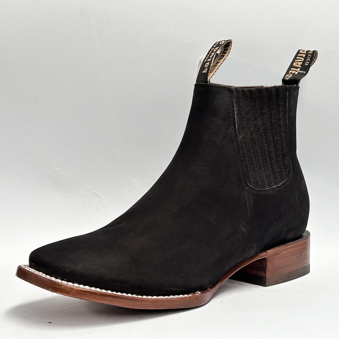 8920 C – Nobuck: Negro